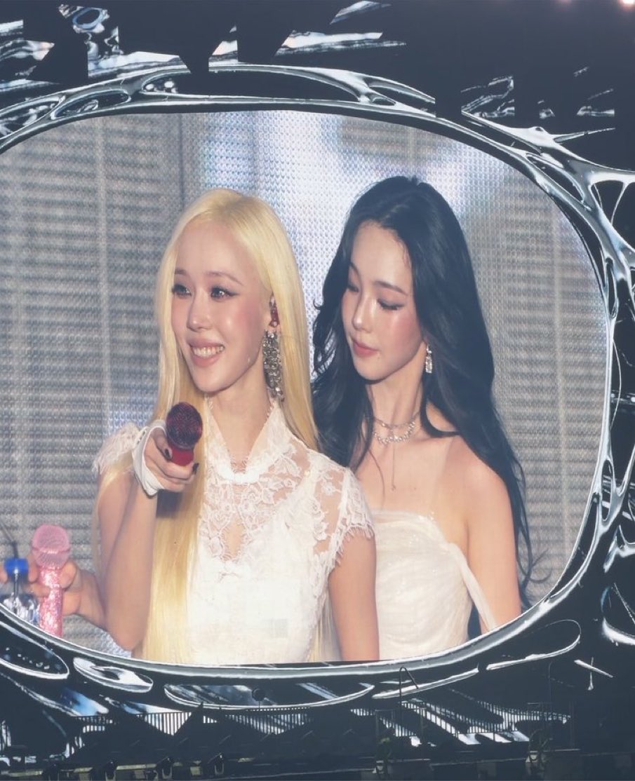 enyaregina's tweet photo. congrats on the marriage  u guys 🫶 https://t.co/vYQpJcwRSt