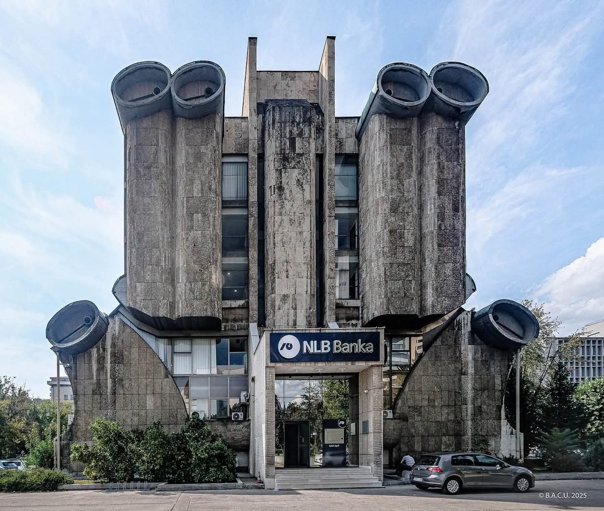 YugoslavVisuals's tweet photo. The remains of a lost civilisation https://t.co/ARFHzyplye