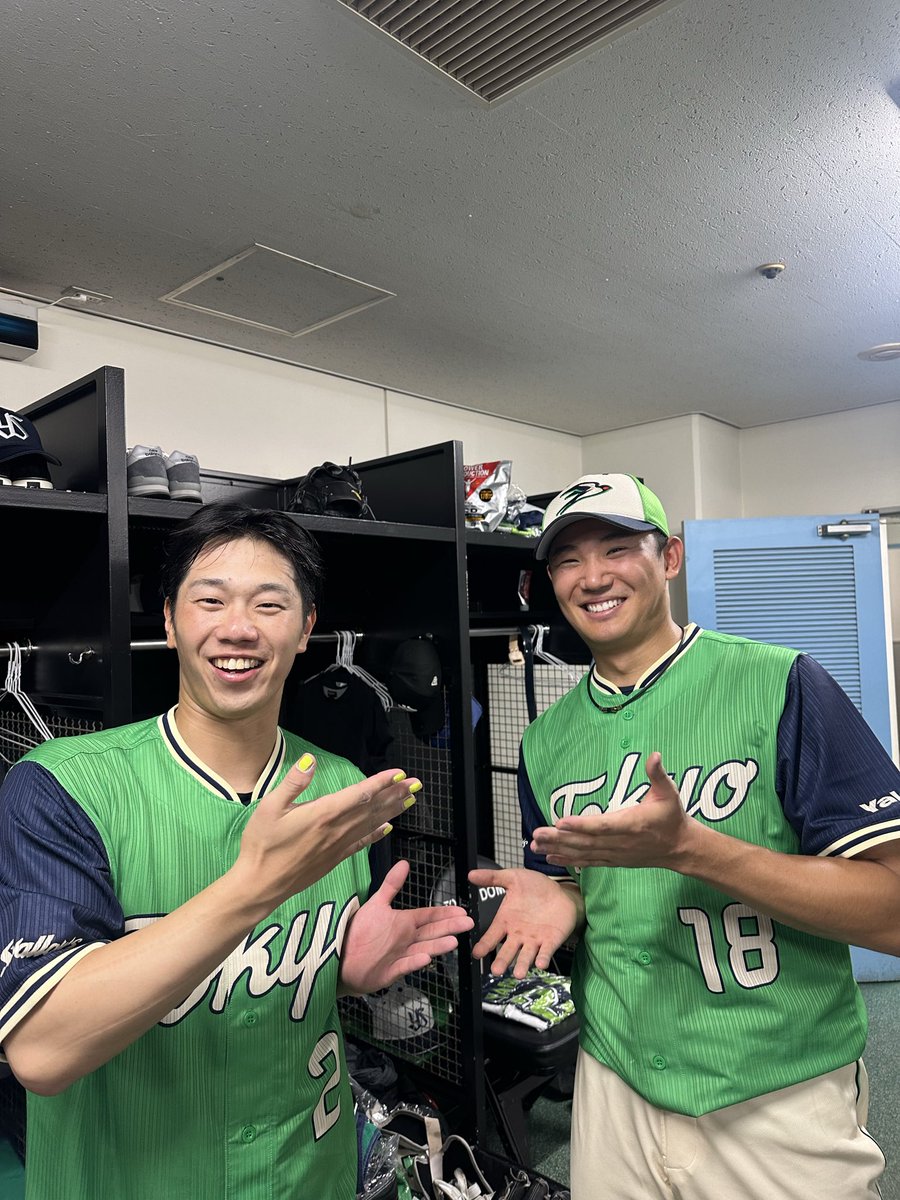 swallowspr's tweet photo. 本日のヒーロー
本日誕生日の古賀選手ナイスリードです！
連敗脱出を完封で止めてくれました！
ありがとう！！
#古賀優大
#奥川恭伸 
#swallows
#燕心全開 https://t.co/GDiJd0IeQW