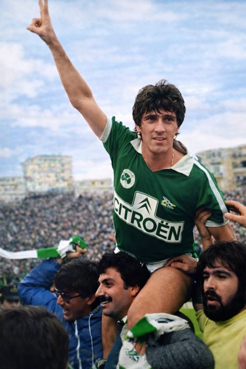 La_Gataki's tweet photo. Γιάννης Κυράστας☘️
Double 1984 #paofc https://t.co/r43TucfhC1