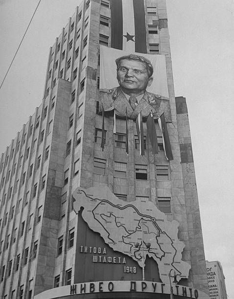 YugoslavVisuals's tweet photo. Belgrade, 1948. https://t.co/vGKvEZmh6t