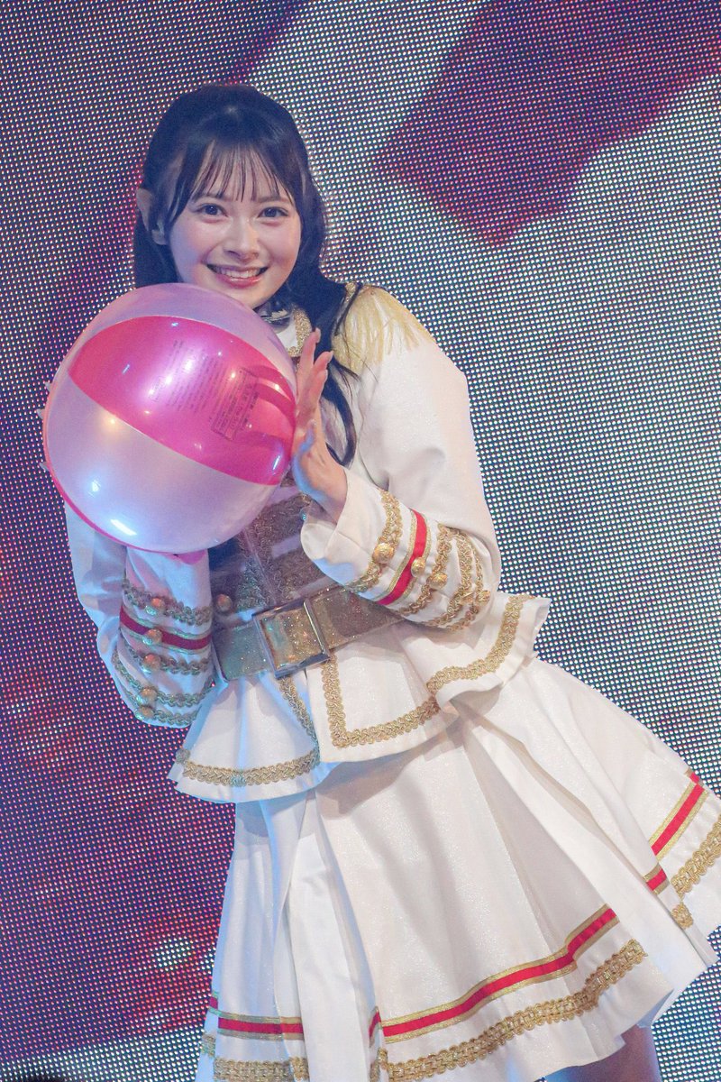 momoka_ito1206's tweet photo. ←2年前　現在→ https://t.co/ERlENdiK0m