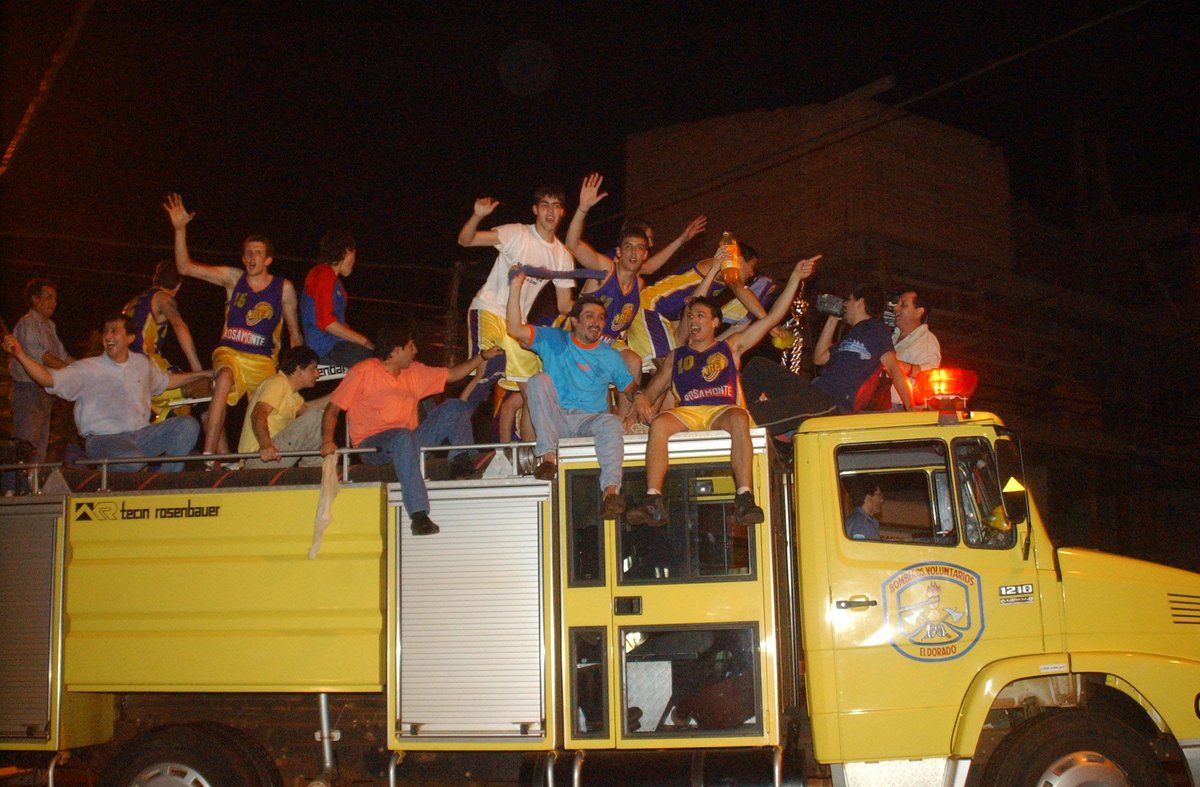 dieguitovain's tweet photo. En 2003, Eldorado vio nacer a la Alianza de Básquet de Eldorado (ABE), que ascendió a la Liga B y jugó cuatro temporadas en esa categoría https://t.co/BrnxbtTN5I