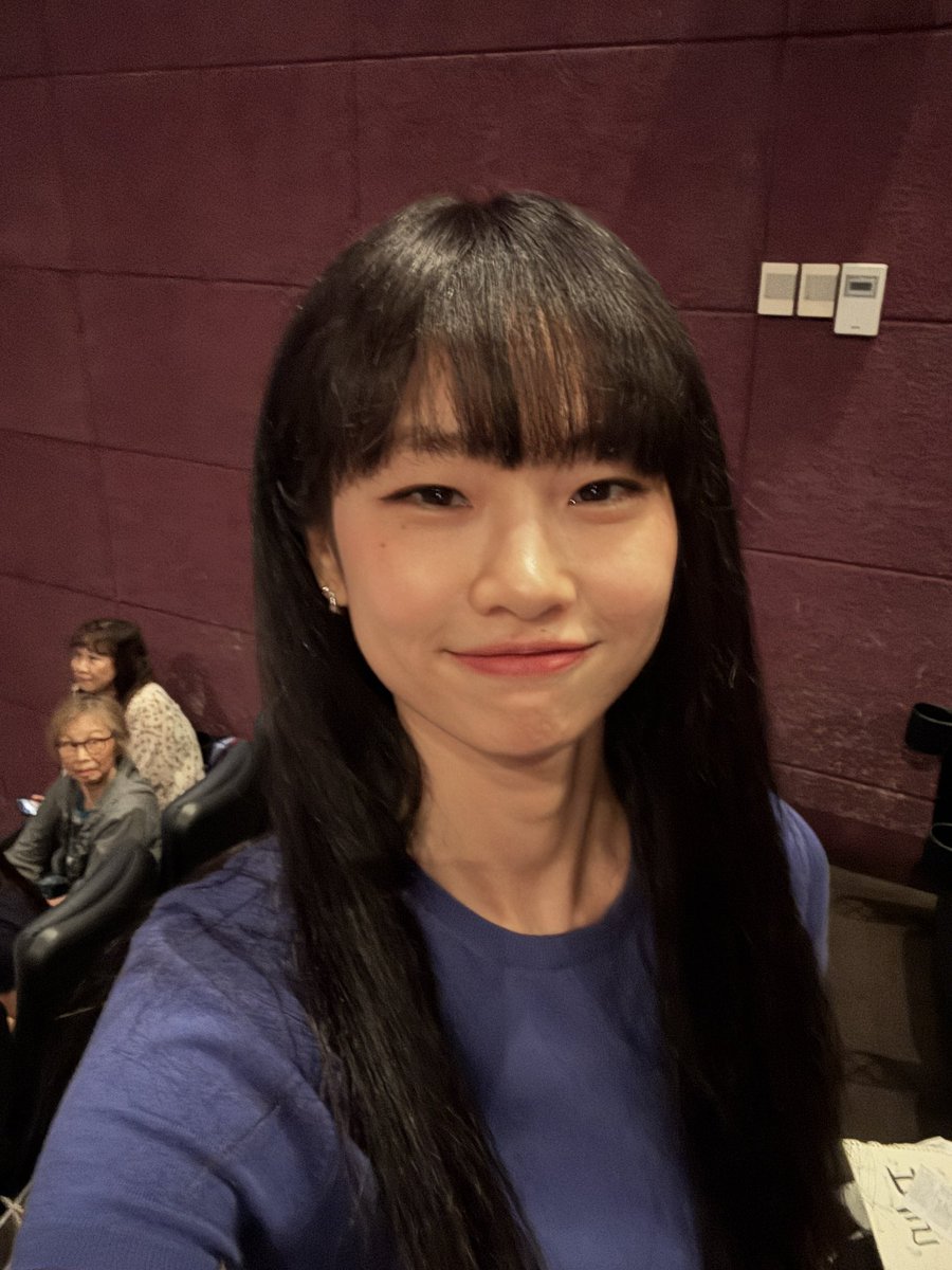 wyozdn's tweet photo. 아기고양이 셀카 공유합니다 🐈💕#정호연 https://t.co/FnPG62qOYG
