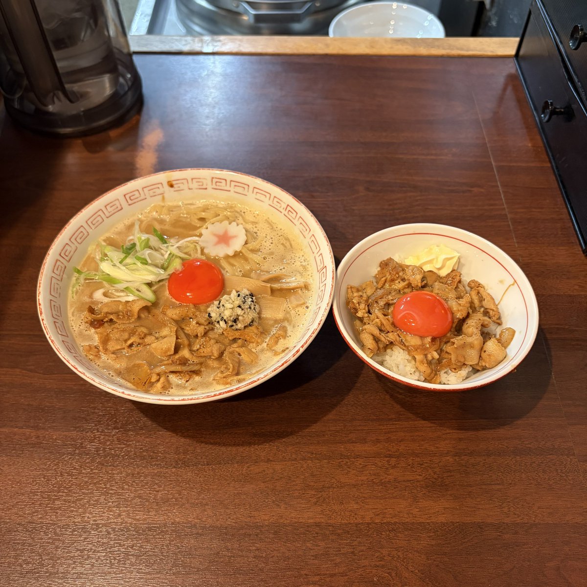 Oink_game's tweet photo. 明日から9連休！！！！！！！！ https://t.co/QkxQswjcPO
