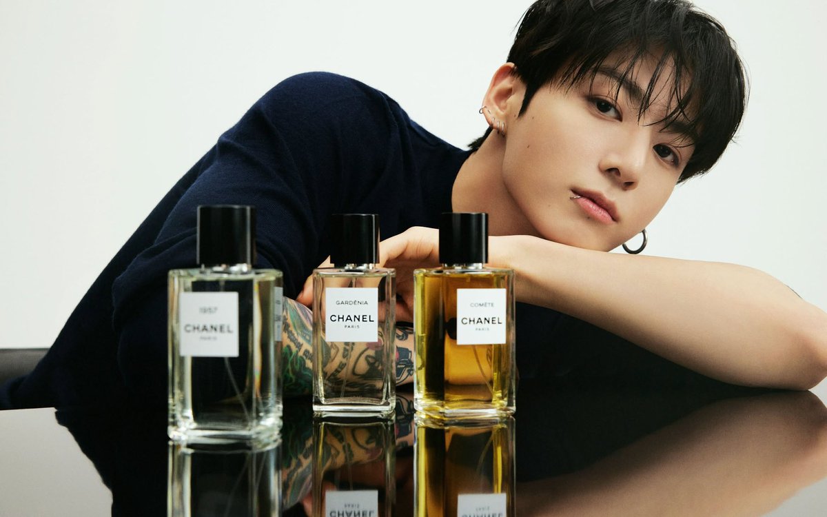 btschartsxdaily's tweet photo. [INFO ] #JUNGKOOK x Chanel Beauty via Instagram💜

“Between takes. Jung Kook, House Ambassador for Fragrances and Beauty, steps into the world of LES EXCLUSIFS DE CHANEL. A collection to be explored like the many expressions of oneself.”

https://t.co/3sMwQfuTBr
#JUNGKOOKxCHANEL https://t.co/Qaraq6lSBq