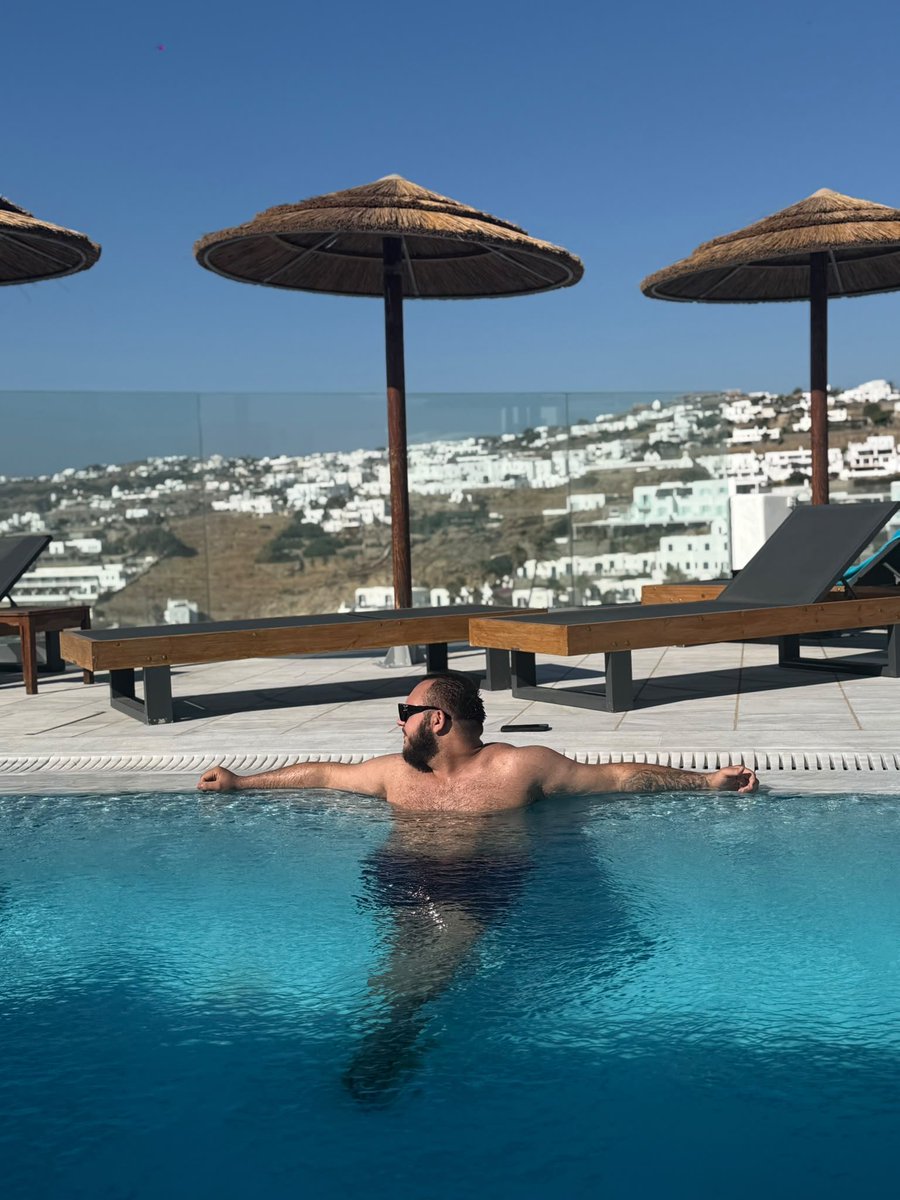 alibaloboi's tweet photo. Mykonos vibes 🇬🇷 https://t.co/XhHcbdxoqL