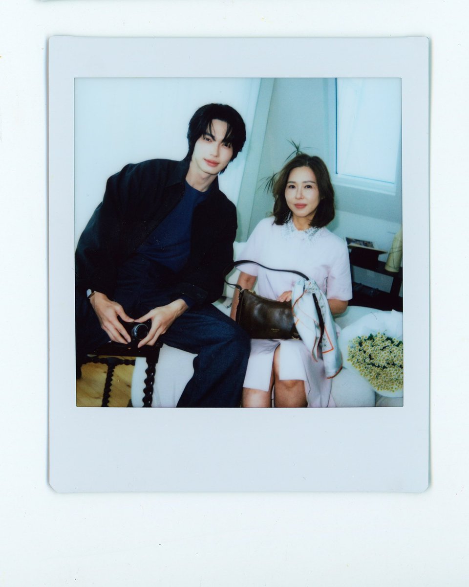 __opywpy__'s tweet photo. Win IG

Timeless gifts for timeless moments.
@Prada #Prada

#winmetawin https://t.co/AnWctHv7Jj