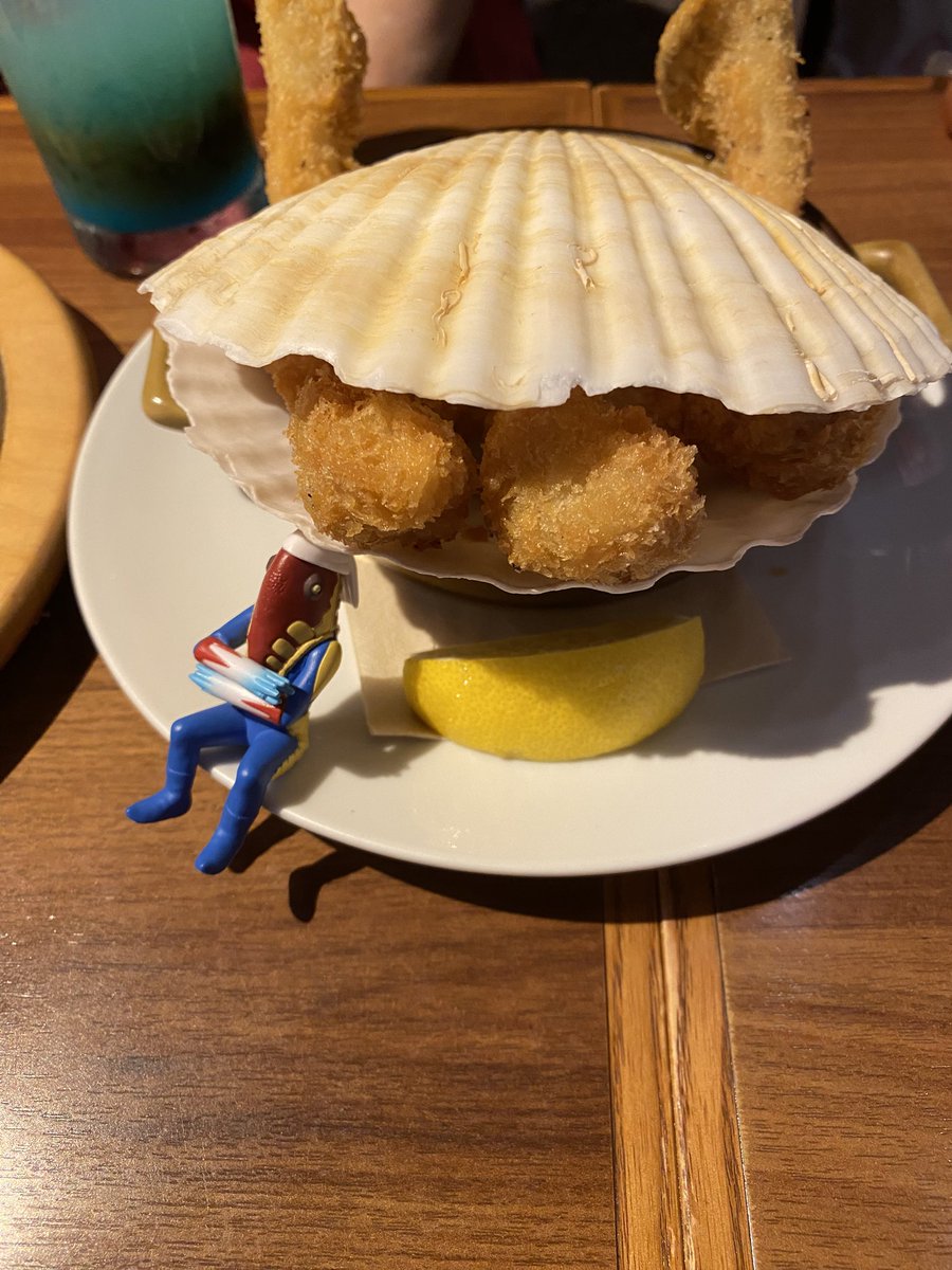 taruta_0's tweet photo. 怪獣酒場美味しかったです･:*+.\(( °ω° ))/.:+ https://t.co/YoYefQQCz5