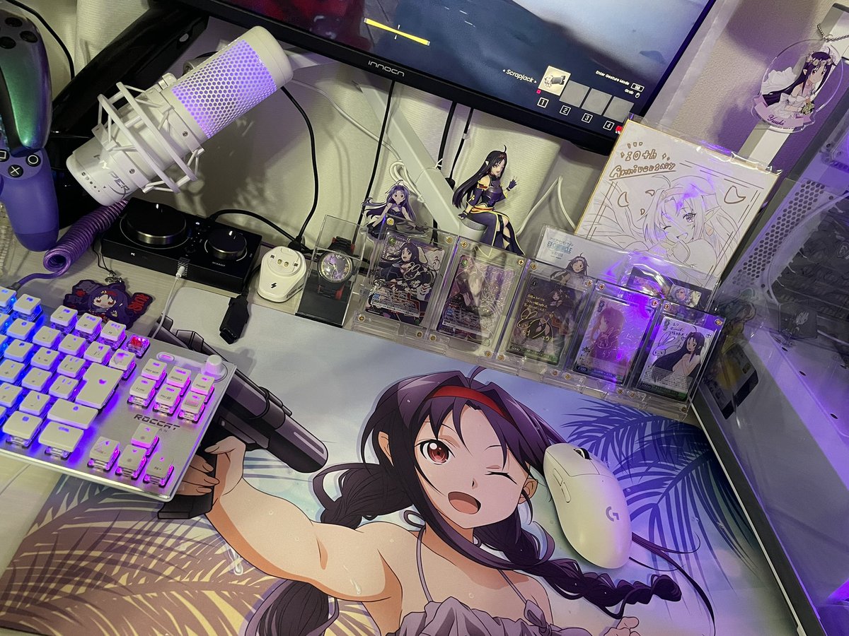 akane____0905's tweet photo. マウスパッド変えた！
やっぱユウキっしょ✧ \( °∀° )/ ✧

 #SAO
 #ユウキ https://t.co/EiF4oXnZaS