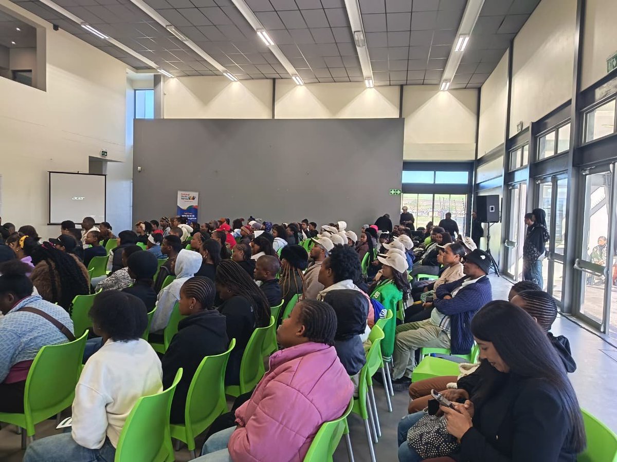 NYDARSA's tweet photo. The NYDA Integrated Youth Development Strategy (IYDS) and Provincial Youth Development Strategy (PYDS) Consultation is currently underway at the Klapmuts Multi-purpose Centre in Stellenbosch, Western Cape.

The consultation brings together key stakeholders, government representatives, youth development practitioners, and young people to contribute towards shaping inclusive, responsive, and impactful youth development strategies that address the needs and aspirations of South Africa's youth.

#IYDS #PYDS #YouthDevelopment #NYDA #YouthEmpowerment #WesternCape #Stellenbosch #BuildingTheFuture