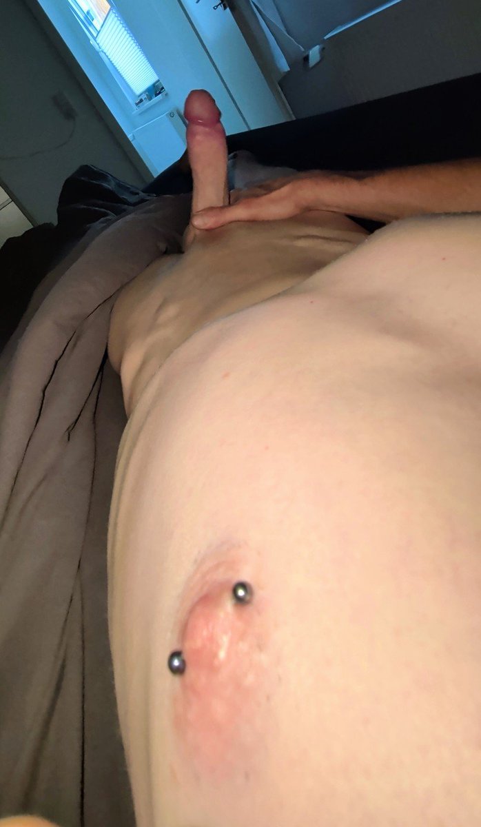 activitygay's tweet photo. Da war er wieder vor mir wach 🤪😛 https://t.co/MYoGFlaLIE