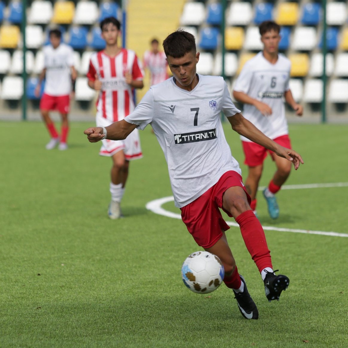 FSGC_official's tweet photo. Confermata la presenza di Bologna e Perugia, finaliste l'anno scorso, oltre a San Marino Academy e Cesena. Le novità, di prestigio, rispondono al nome di Ascoli e Sassuolo.

►https://t.co/2zIe9w1DXl

#calciogiovanile #SanMarinoTalentCup https://t.co/ood9qJp4hp