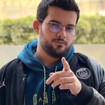 N0ddl3x's tweet photo. @cemre_birand2 Yok düşüyor ama siz ayrım yapıyorsunuz. 
Berk Bayındır(Beta) &amp; Oğuzhan Dalgakıran (Jrokez) huzur içinde yatsın ikiside balkondan düşerek hayatını kaybetti. https://t.co/JwdjzhfpBW