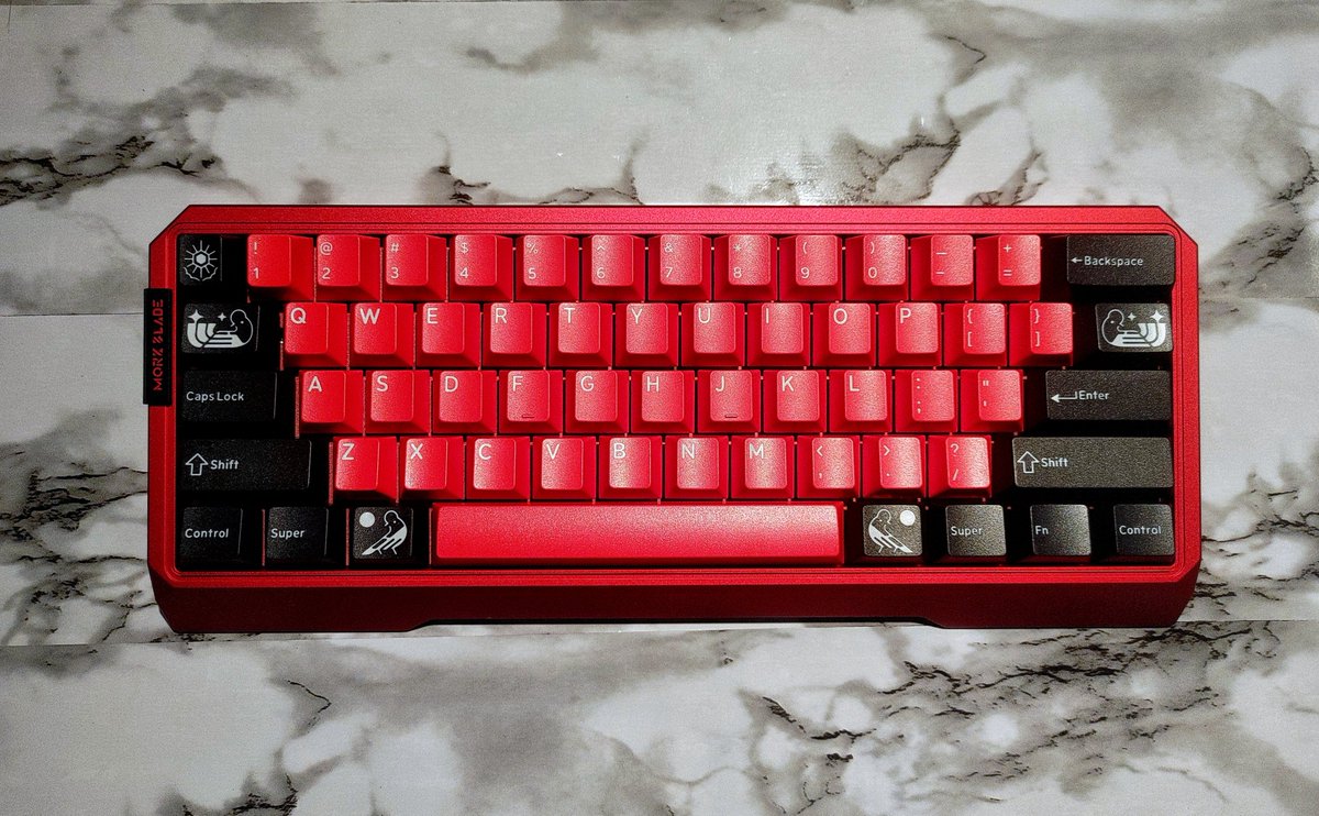 doginulove's tweet photo. Case:AULA x Mork Blade MK60
PCB:MK60
Plate:Blass sandblasting
Keycaps:Drop ArqKeebs DCX Rocky Bird
Switch:Raptor HE V2
Stabilizer：Typeplus x YIKB screw-in https://t.co/Bw8475ZuLg