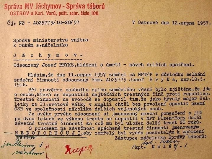 RichardCypher__'s tweet photo. Komunisti byli a jsou kurvy. A to nejlepší pro svět bude, když už žádní nebudou. https://t.co/CucM9xv4b0