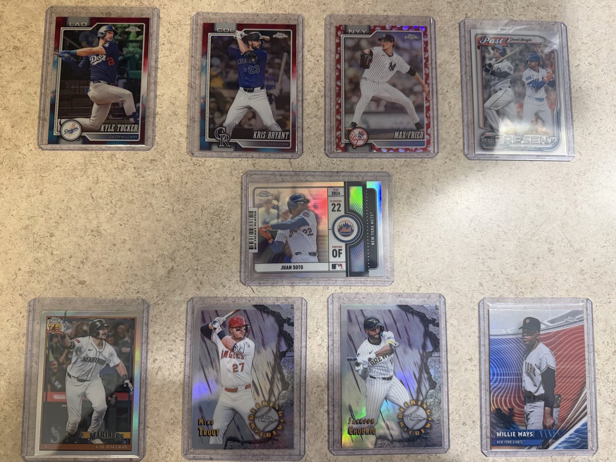 symtecz's tweet photo. Opened two 2026 Topps Chrome Blaster Boxes (my first signature card also!) https://t.co/RCDnpEWgZx