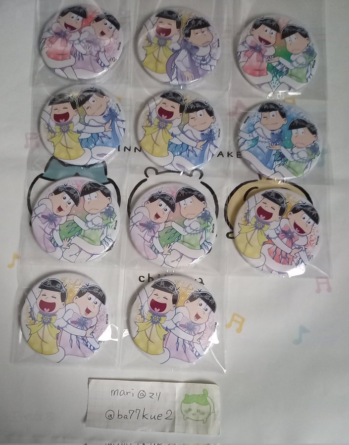 ba77kue2's tweet photo. 【譲渡】おそ松さん　ペア　缶バッジ　ジャックフロスト 
譲）紅　速度　いちご　水陸　筋肉　数字　サイバー　末 　 

求）100円+送料  

振込郵送 
よろしくお願い致します https://t.co/p7QGpZbBSR