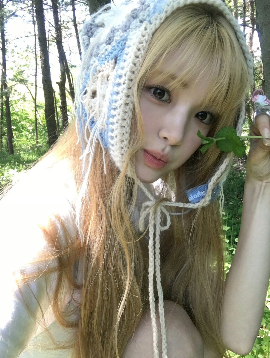 H2H_INA's tweet photo. 260807 #YUHA weverse post

#Hearts2Hearts #하츠투하츠 #H2H
@Hearts2Hearts https://t.co/nDzmi0kDGf