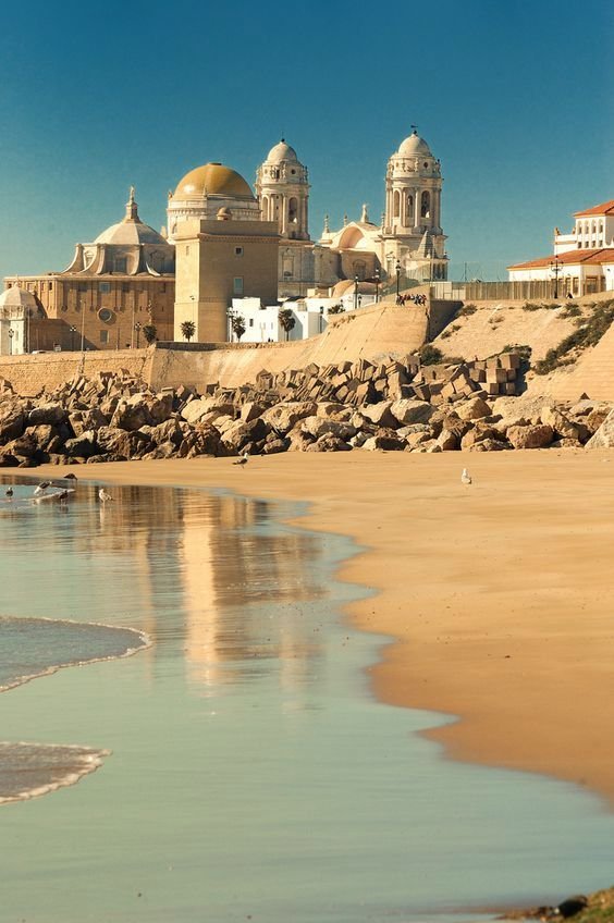 oceannvibe's tweet photo. Cadiz,spain https://t.co/jVdrxkdh8c
