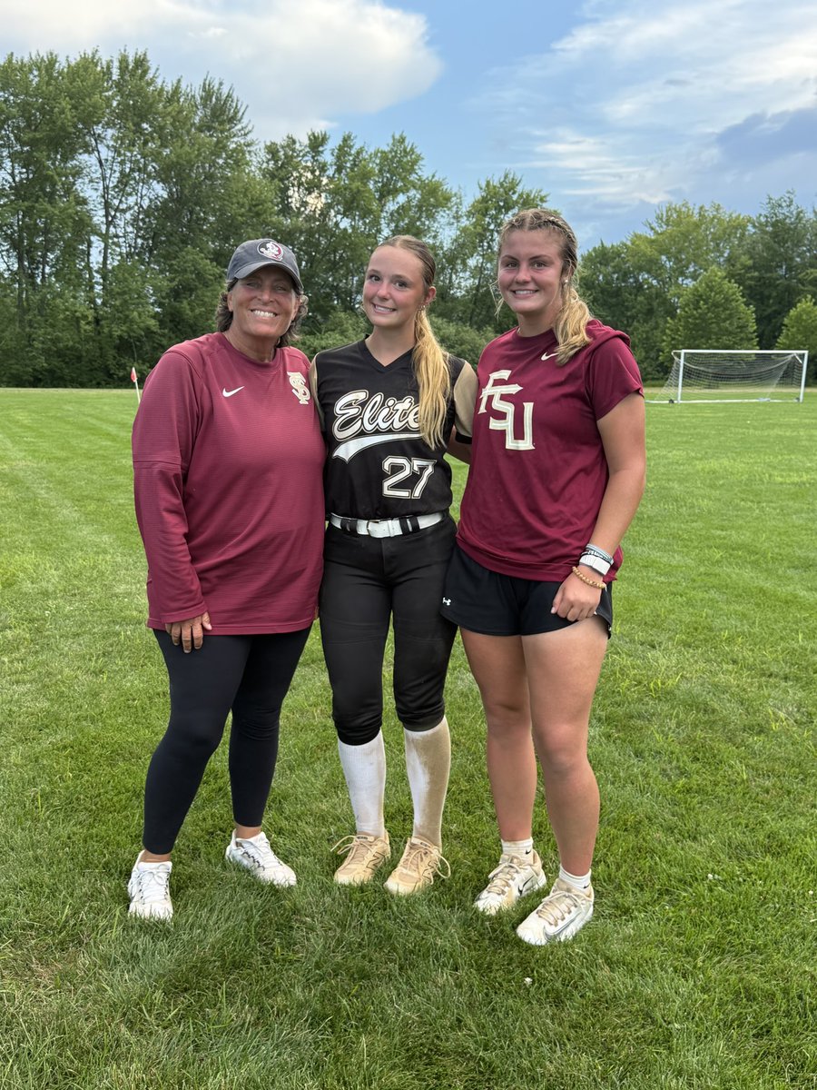 Tempy2029's tweet photo. Biggest thank you’s to all of the coaching staff for making Camp 61 a great experience and getting to meet some face to face for the first time. Another big thank you to the Deroches for letting me stay with them this week! 

@PrepSoftball 
@los_stuff @LineDsoftball
@SunilSportsNews @SoftbalAmerica @ExtrainningSB @SoftballRecruit
@KaylaLombardo11
@CoastRecruits @BradyVernon
@IHartFastpitch @UWAA_United
@NEEliteSoftball @AddisonDeroche @PCfriarsoftball @KelseyChrist221
@BC_Softball @CoachKrysiak @STAHawksSB @SNHU_Softball @FSU_Softball @Coach_Alameda