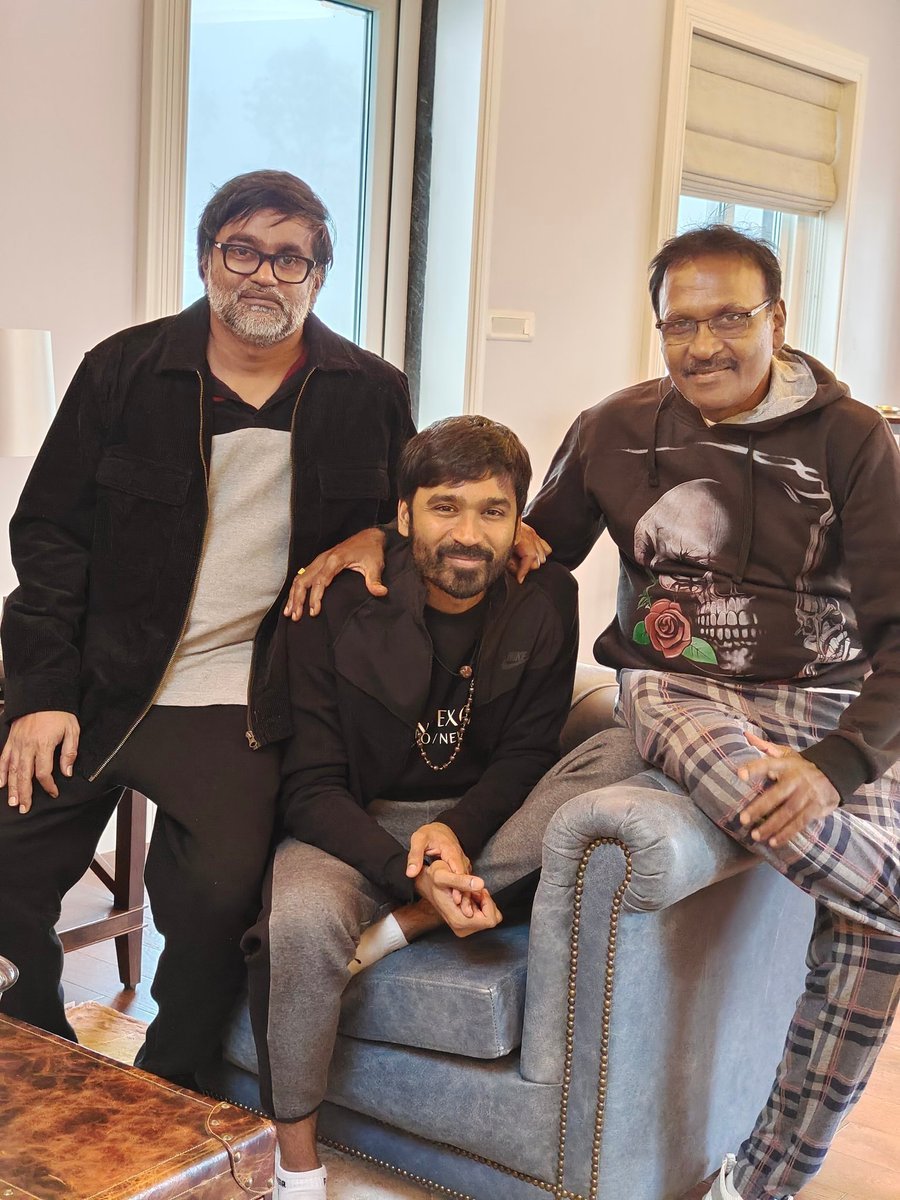 DhanushFanzTeam's tweet photo. Happy Birthday to the beloved father of our leader, the respected Director Mr. #KasthuriRaja! Sir ❤️🎂  
Wishing you a long life and good health!  
#HBDKasthuriRaja Sir

Thalaivar @dhanushkraja 🔥 https://t.co/H7utI7sMIJ