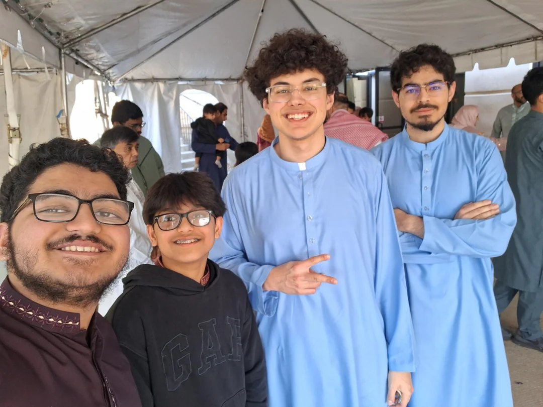 IsabellaGD546's tweet photo. Fun fact: Zoink is a muslim https://t.co/TGY4oGpfzz