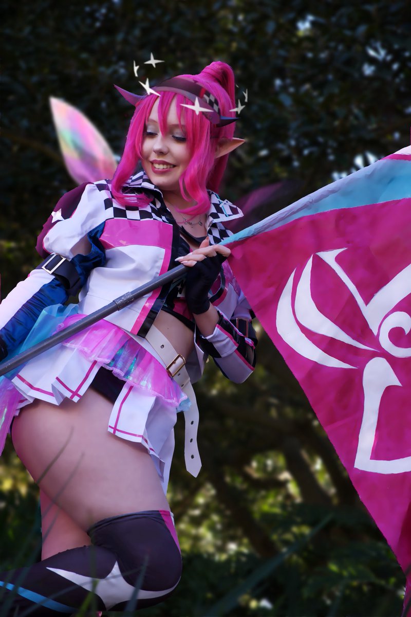 LunaireLive's tweet photo. Waiting for you at the finish line 🏁💗

#IRySart #hololive #cosplayㅤㅤㅤㅤㅤㅤㅤ https://t.co/M2oylan1VW