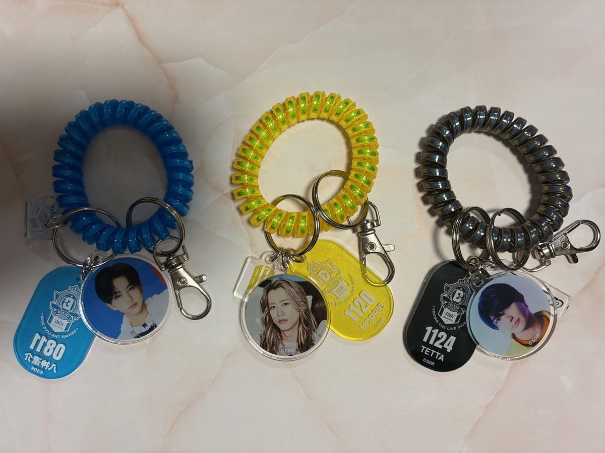 hapipi211's tweet photo. EBiDAN 15th Anniversary 15周年 POPUP ポップアップ交換   
ロッカーキー風キーホルダー

【譲】八神　MORRIE  TETTA

【求】竹野　FUMIYA  HAYATO

8/14エビライor 郵送 https://t.co/Rb3ENGKIbJ