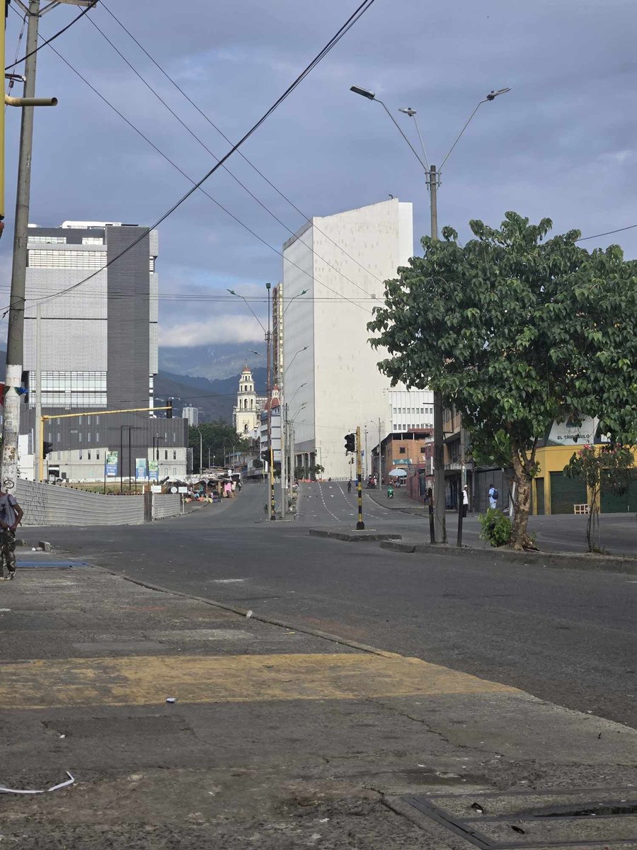 MIOusuarios's tweet photo. #LaPatriaMilagro dejó a Cali sin habitantes de calle
#CaliCiudadEuropea https://t.co/M8yZ6CrCdI