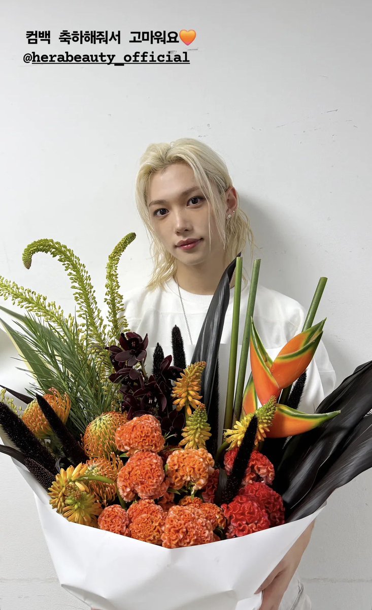 Lunminlix's tweet photo. 헤라 평생 함께 해주셨음 좋겠다🧡🧡🧡🧡 https://t.co/3G3vsMknd9