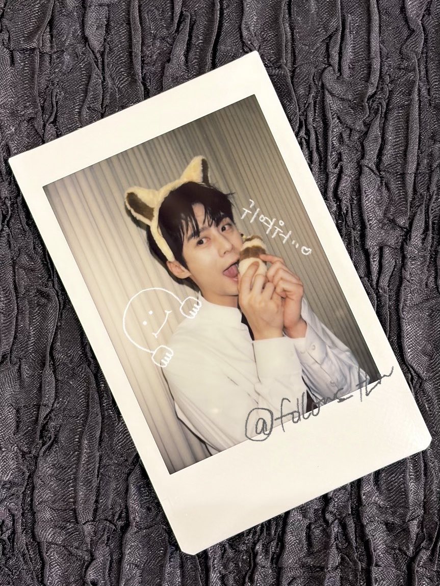 follows_them's tweet photo. 저 혼자 보는 그런 사람 아닙니다 https://t.co/W0unKOBhla