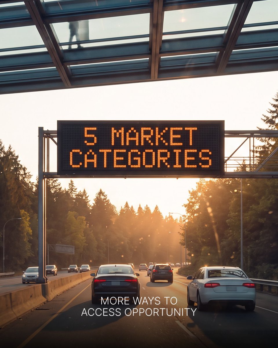 Bybit_Official's tweet photo. More markets. More routes. One account.
Swipe through what Bybit TradFi opens up, from 400+ pairs and 24/7 TradFi Perpetuals to more ways to make your move. ๐ฃ๏ธ
#MakeYourMove #Bybit #NewFinancialPlatform