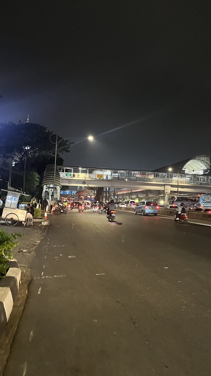 ssudo01's tweet photo. ril baru balik https://t.co/Jqh8kMrrAG