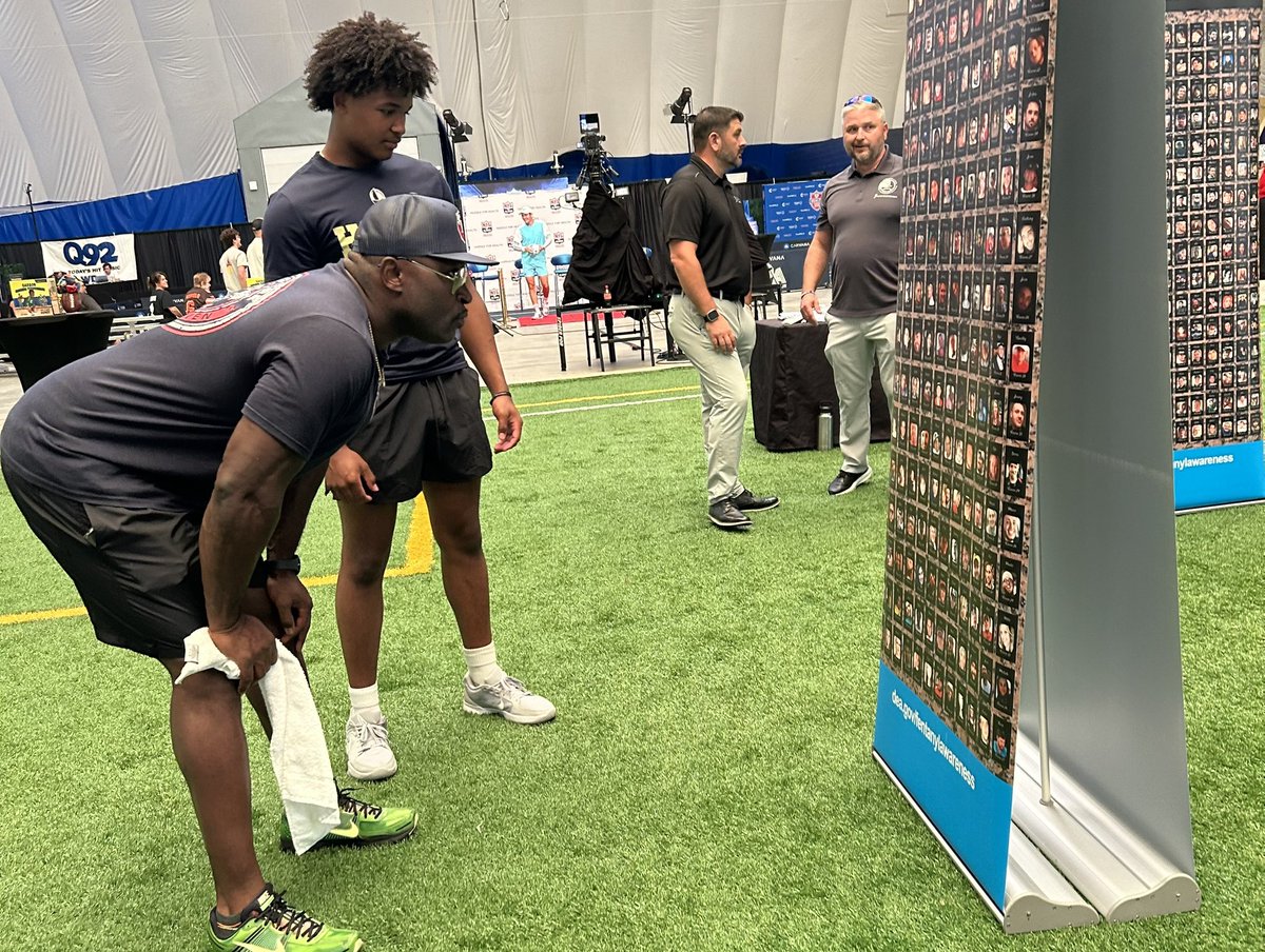 DEADETROITDiv's tweet photo. Partnering with @nflalumnihealth, the DEA brings the Faces of Fentanyl exhibit — commemorating those who lost their lives to fentanyl poisoning — to the NFL Hall of Fame. Raising awareness one conversation at a time. @DEAHQ @TheJusticeDept  #fentanylfreeamerica #onepillcankill https://t.co/J2NvbeH2tB