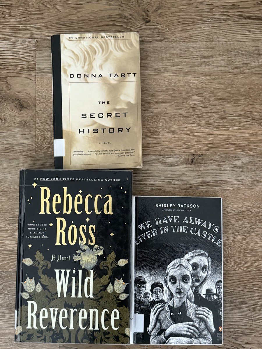 yvanille15's tweet photo. Library books have been released from my freezer jail https://t.co/CAbiDurViS