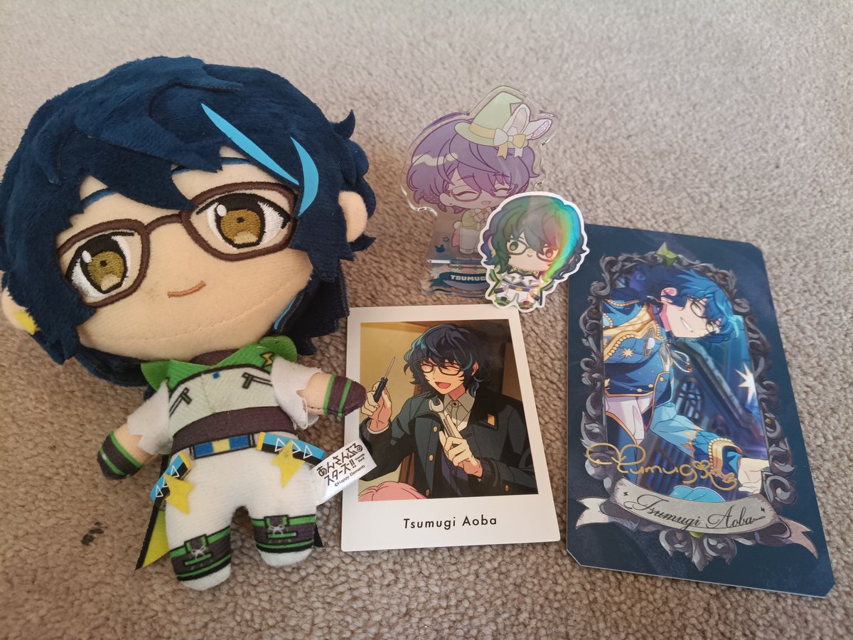 Mirage_Of_Light's tweet photo. I really wish I had more tsumugi merch☹️ my bluebird☹️☹️☹️☹️ I love him https://t.co/gpPRhbz9rP