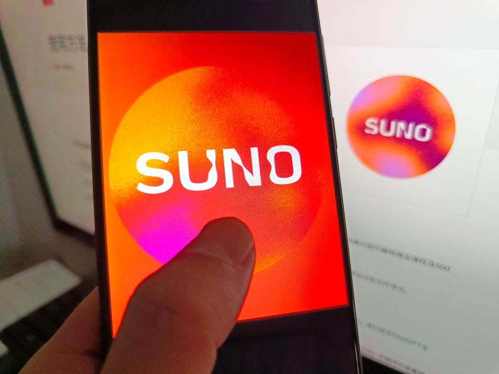 CNET's tweet photo. Suno plans to flag use of its music generator using audio watermarking and fingerprint technology. https://t.co/Ido5YV3Vrb https://t.co/yAZXa8PqrQ
