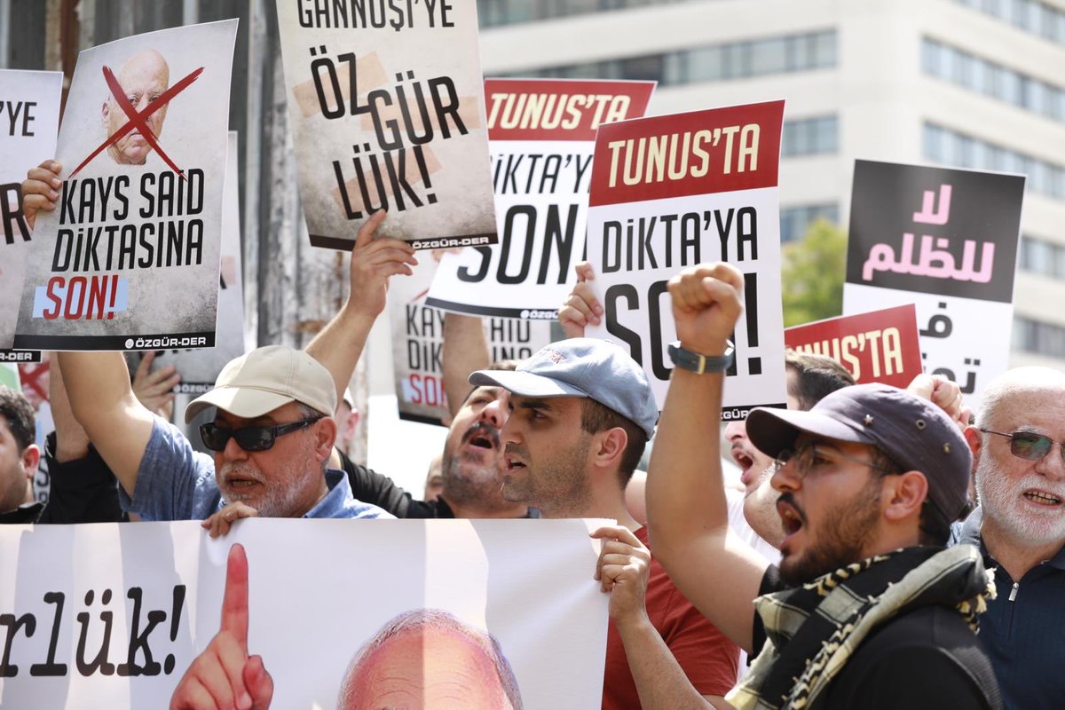 dkv_org's tweet photo. Vakıf Başkanımız Ali Kılıç, Tunus Başkonsolosluğu önünde düzenlenen ve Nahda Hareketi Lideri Raşid el-Gannuşi’nin özgürlüğüne kavuşması çağrısının yapıldığı basın açıklamasına katıldı.
@alikilic_dkv https://t.co/usfc9QGCXG