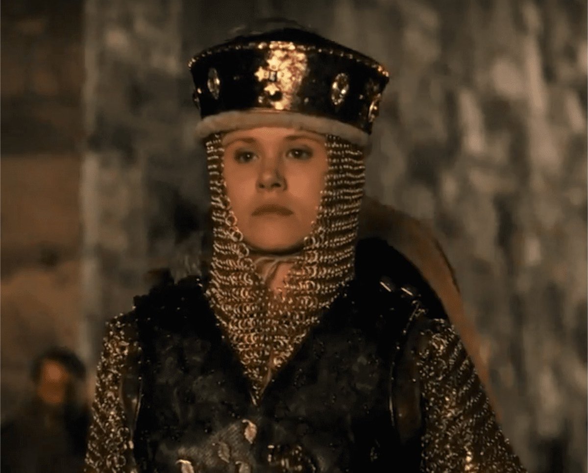 nyraslight's tweet photo. made a face and then realized she’s giving empress matilda in this getup #imoved https://t.co/9dpcGEoWFn