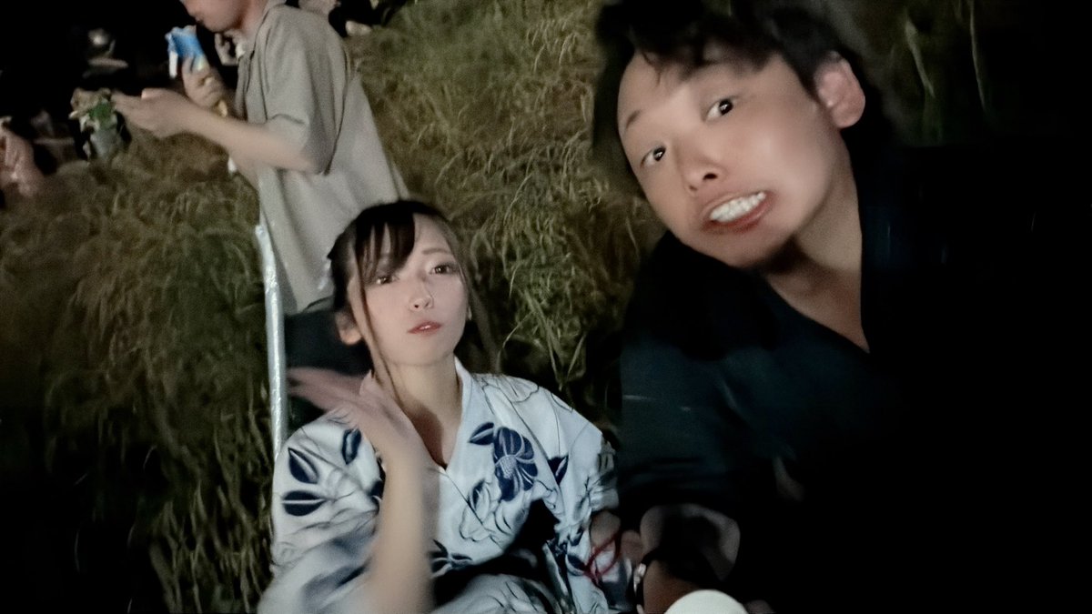 kinmiya_lv's tweet photo. 花火楽しかったなー！
@mijinko_onisan 💗

こいつずっと浮気してたし、結局地元の猛者な馴染みが可愛くて忘れられないってこと💗💗 https://t.co/iNVOy2CkLk