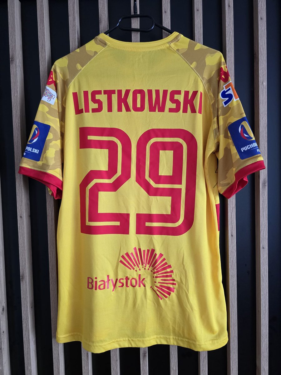 SerceZdrugiej's tweet photo. 💛❤️ Licytacja dla Miłosza 🫶
👕 @Jagiellonia1920 #29Listkowski
wersja meczowa z Pucharu Polski
z autografami zawodników🔥
➡️ link do zrzutki w komentarzac 💬
📏 Rozmiar L
kliknij ❤️ i podaj dalej 🔄
⚠️ Ważne Szczegóły Tweet #2i3 ⤵️ https://t.co/ZsbK9hKneW