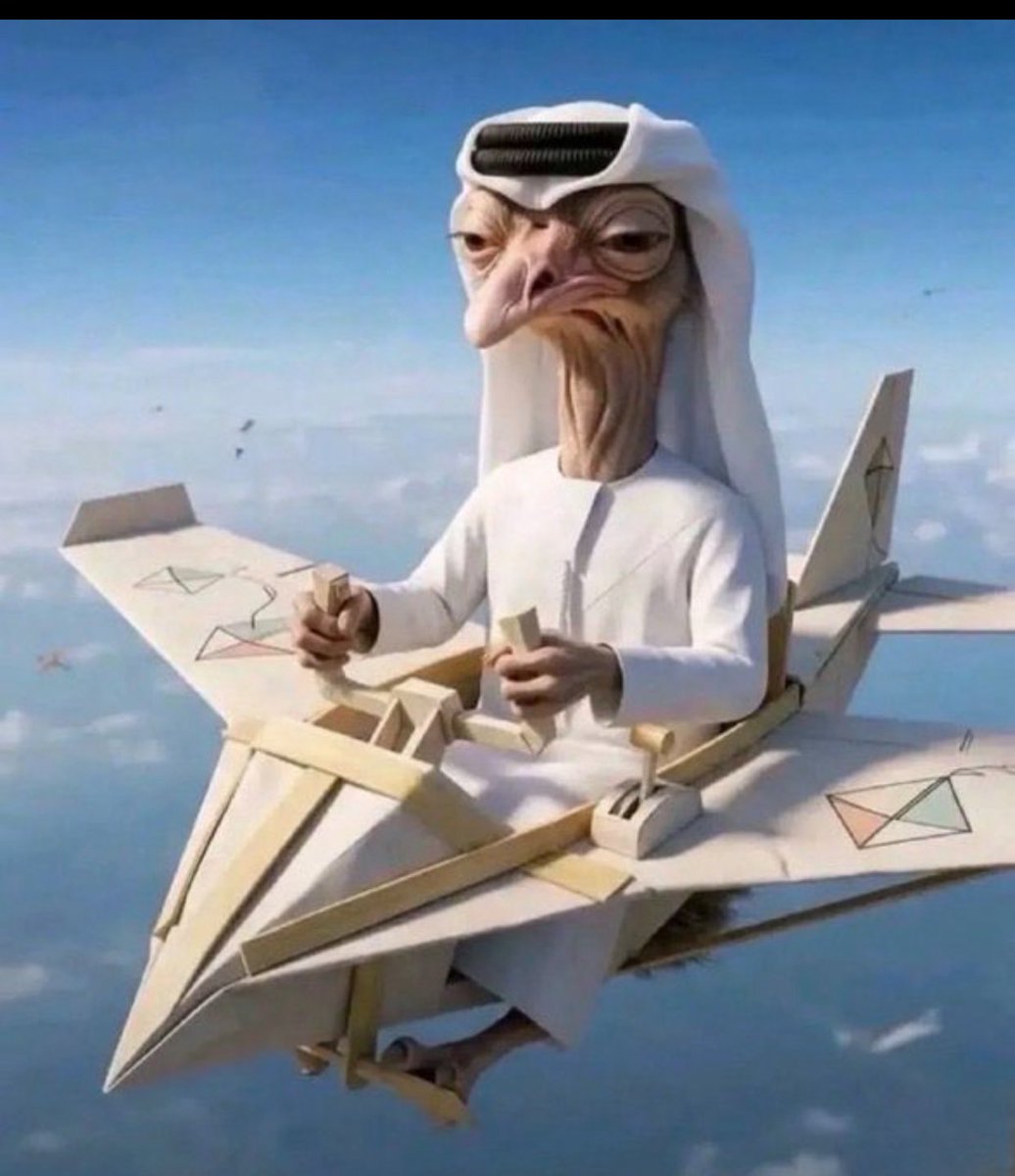 jox160's tweet photo. @43Different قائدهم القواد يحارب بروحه 😆 https://t.co/HvsYzbVSYU