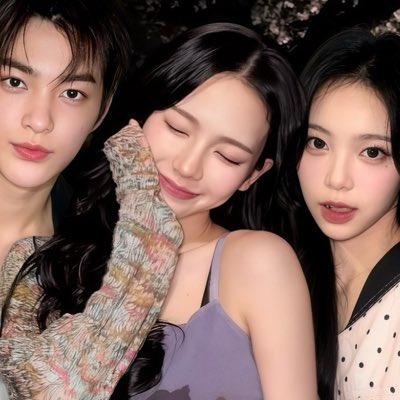 inkandyu's tweet photo. #NewProfilePic Duluan, @inkandian @inkandkono @oceanspaper https://t.co/Pq3FrtasyS