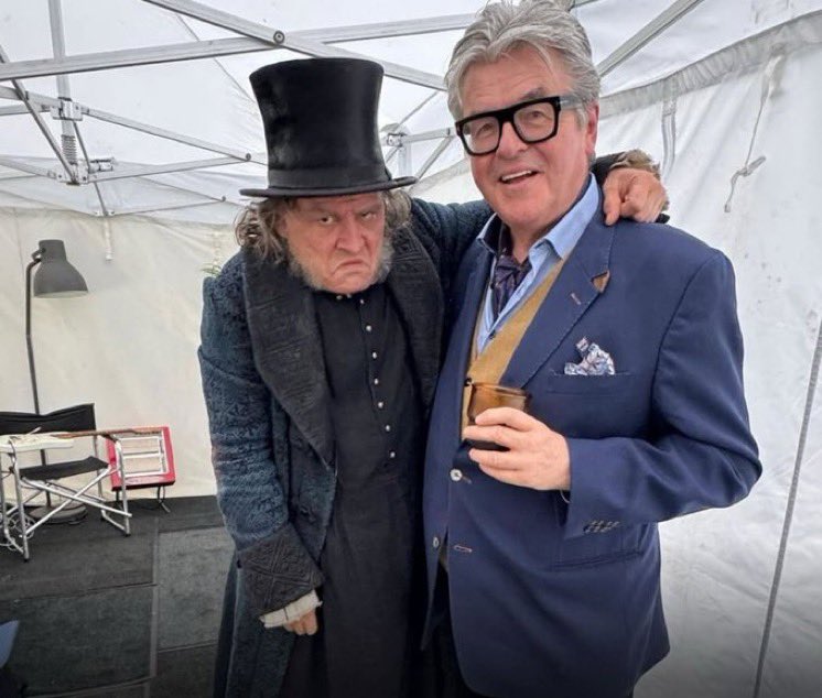 mrjohnnydepc's tweet photo. #JohnnyDepp 
🦇Our NEW ALBUM Live at Montreux Jazz Festival drops everywhere on digital AUG 14! Physical copies will also be available on AUG 14 in UK/EU and on OCT 16 in the US! 🎸

❤️‍🔥 Pre-Save | Pre-Order here: https://t.co/jmvOZPVkKx
#HollywoodVampires #mrdepp https://t.co/mjXTqOpYp5