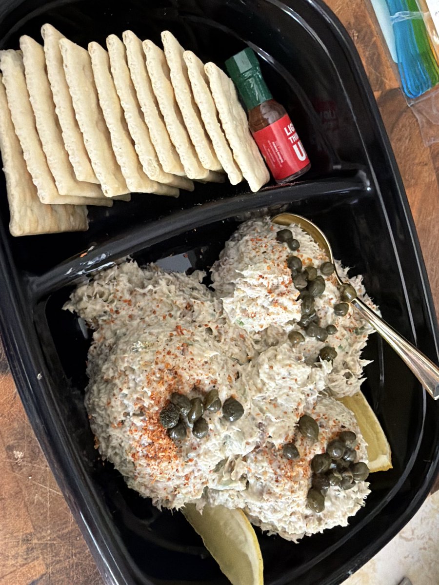 LETSGOFishingTV's tweet photo. No offense to anyone..

But I make the world’s best Kingfish Dip. I will defeat any and all challengers. Come at me bro’s. https://t.co/93r2R3bdH0