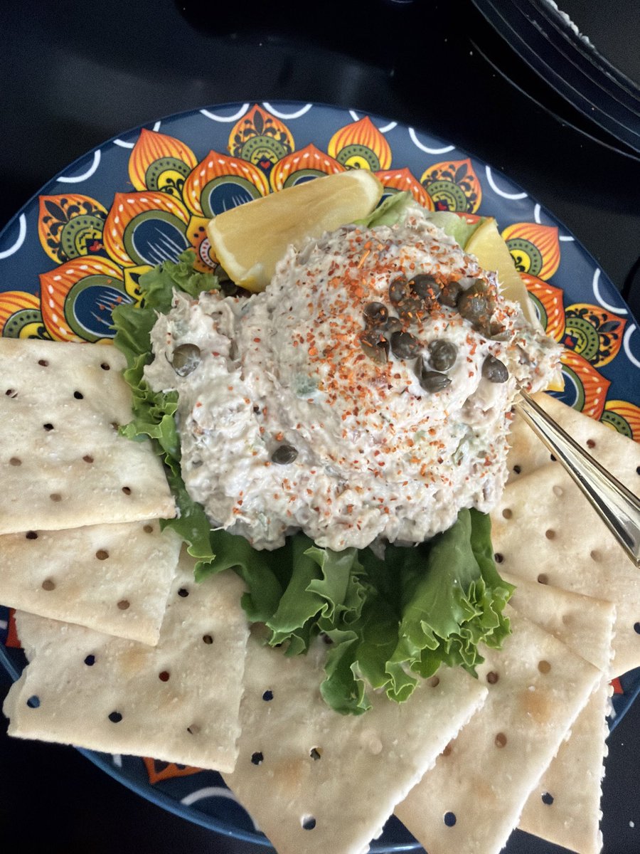 LETSGOFishingTV's tweet photo. No offense to anyone..

But I make the world’s best Kingfish Dip. I will defeat any and all challengers. Come at me bro’s. https://t.co/93r2R3bdH0