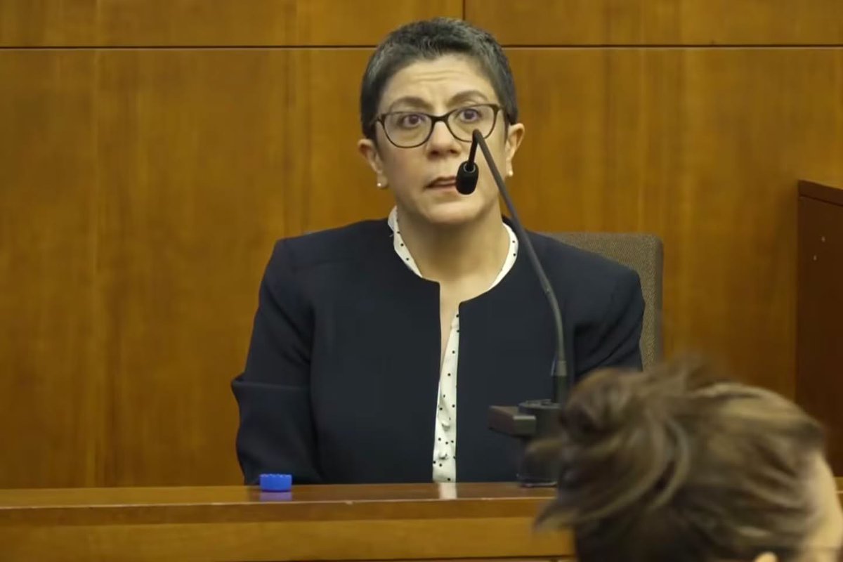 Heather_Nos's tweet photo. Dr. Alia Goodheart is a failure to the women in Massachusetts who trust her. If you find yourself in need of mental health care and get stuck with this woman, get a different doctor. https://t.co/XnmXT13yW4
