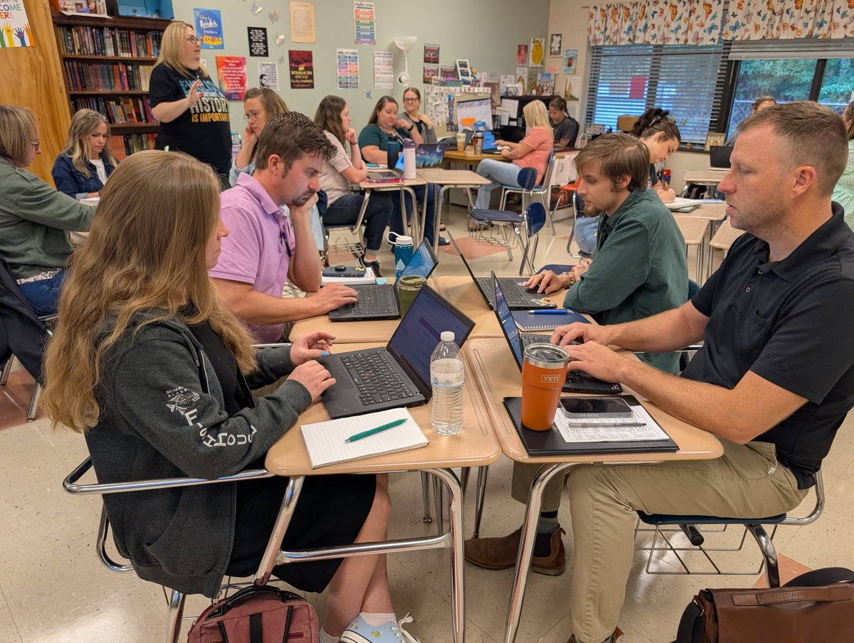 jcpsnc's tweet photo. Our faculty and staff came back this week and hit the ground running! We can't wait to see our students back next week! #jcpsnc #ElevateJCPS #JCSPTogetherWeSoar https://t.co/qYB72htV3d