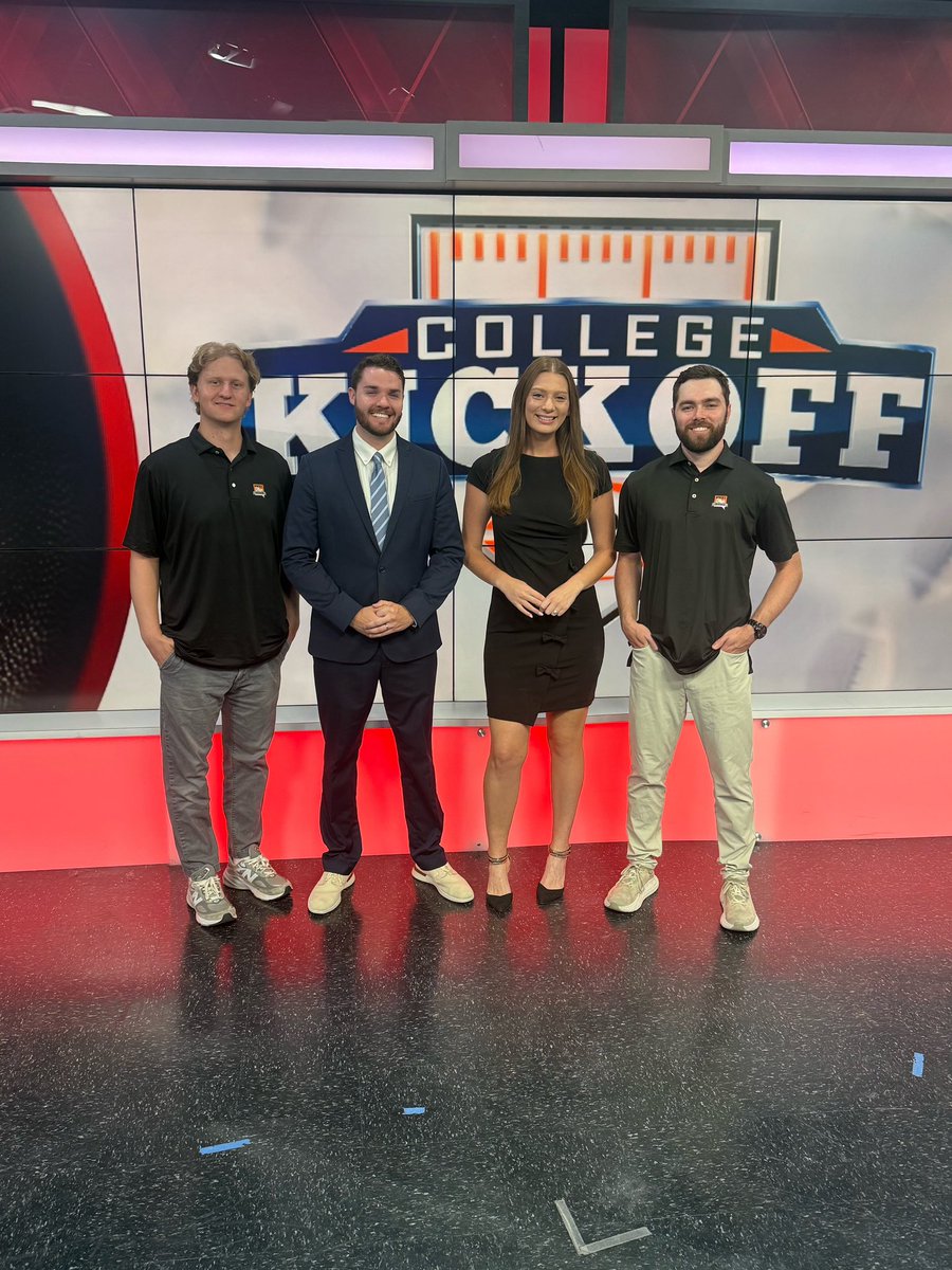 samrothman_'s tweet photo. Had the best time talking @Vol_Football with our friends at @rockytopinsider!

Catch our Tennessee Preview Special soon on WATE6+ ‼️ #Vols https://t.co/soglP7U7kO